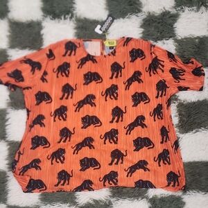 Burnt Toast NWT Midnight Strike Plisse Top (Top Only) M/L